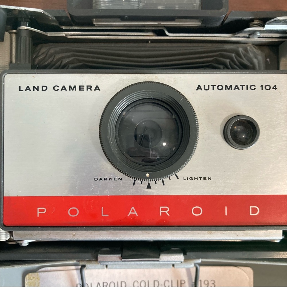 Vintage Polaroid Automatic 104 Land Camera with case and Flash Untested As Is - Picture 8 of 14